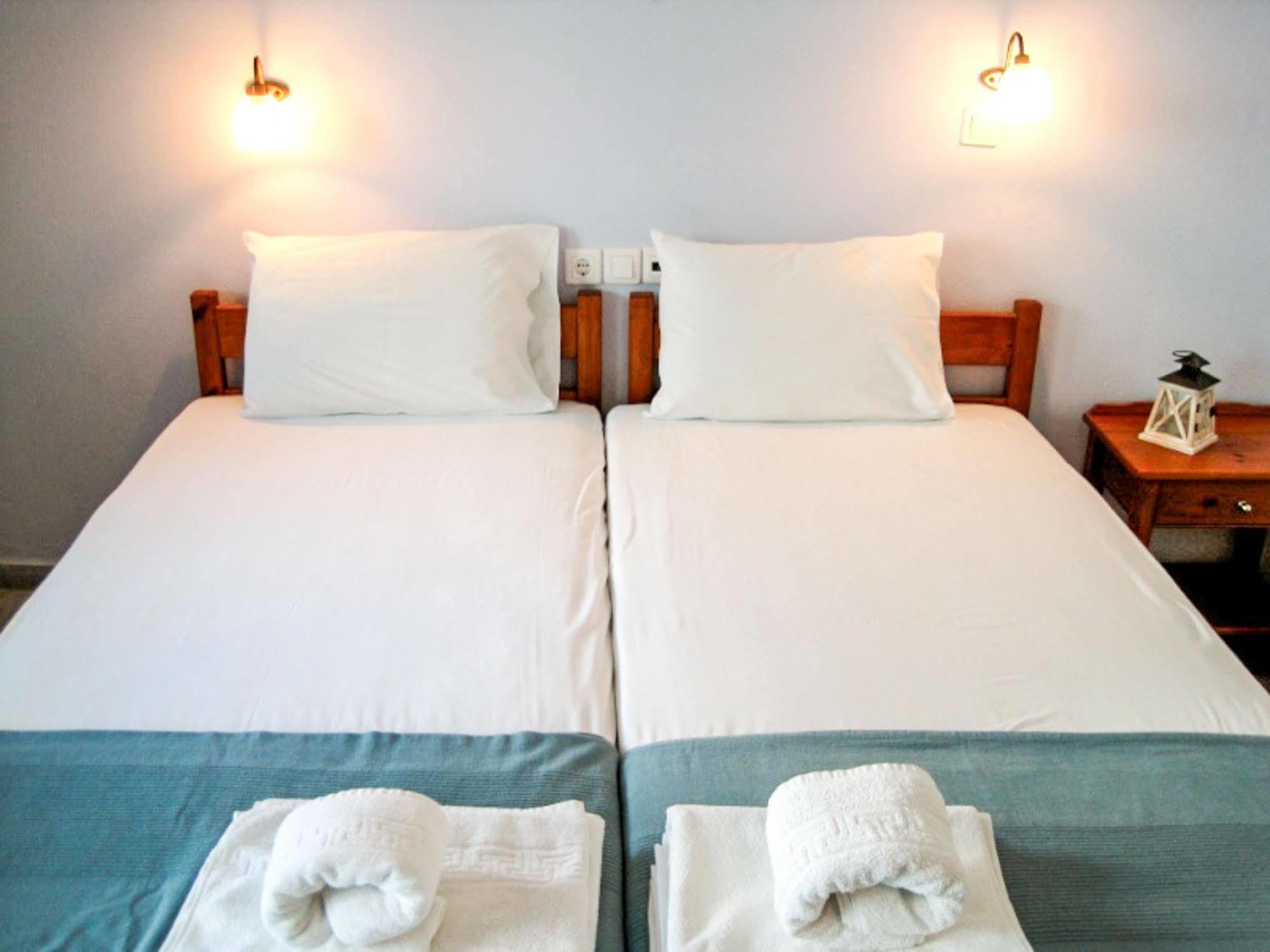Drakos Twins Aparthotel Mylopotas Exteriör bild